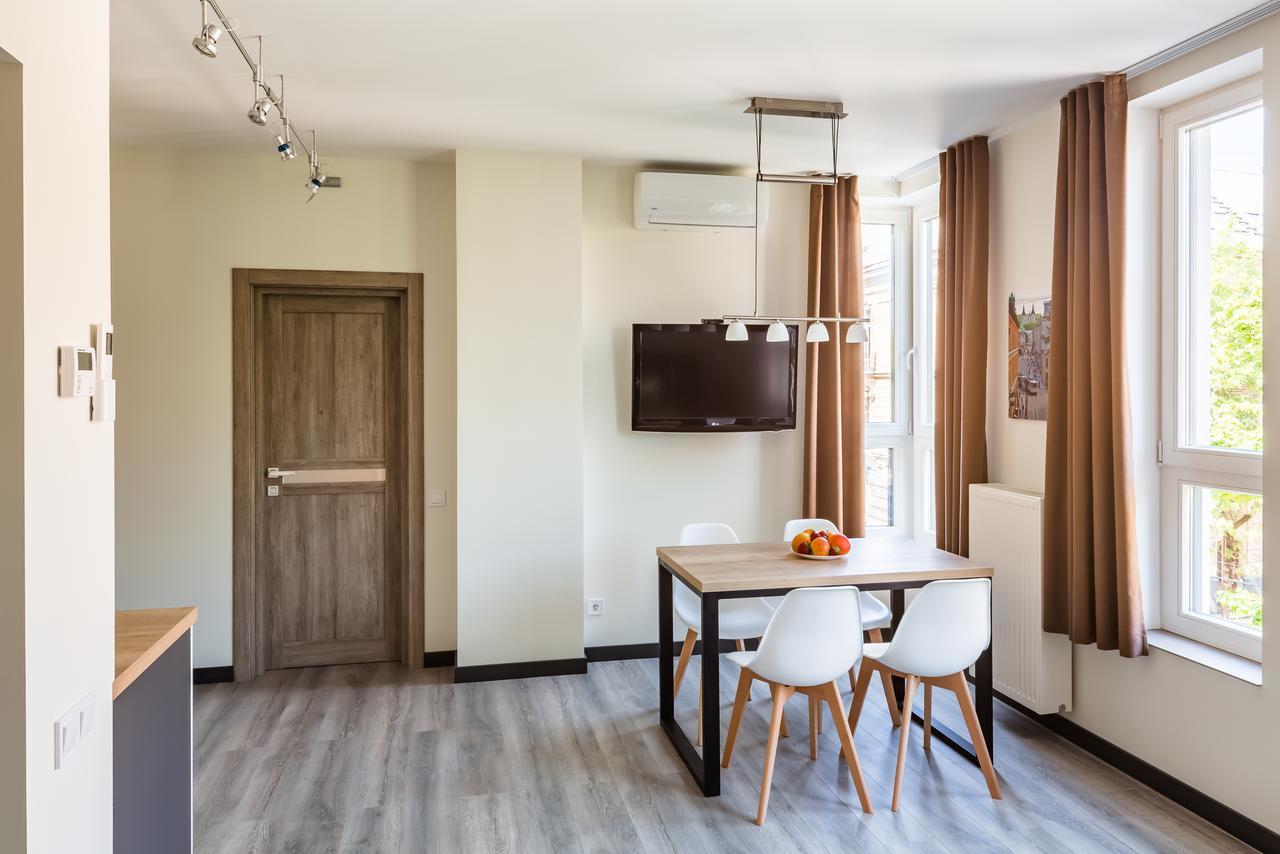 Central Park Apartments Lviv Exterior photo